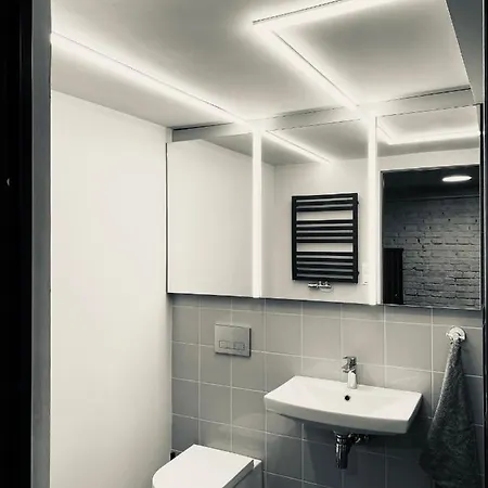 River Boulevard Loft *