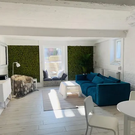 River Boulevard Loft Apartment *