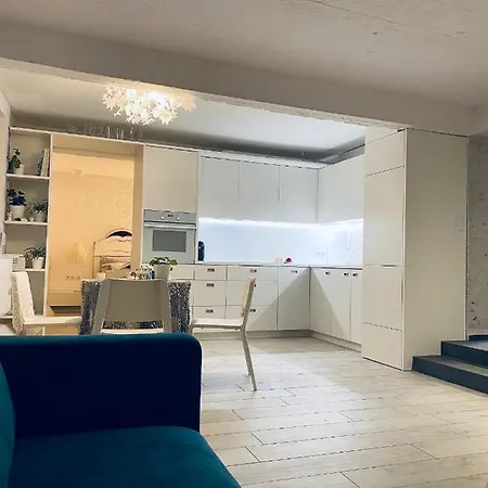 River Boulevard Loft