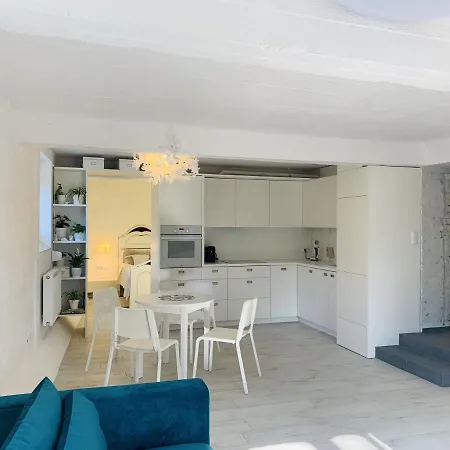 River Boulevard Loft *